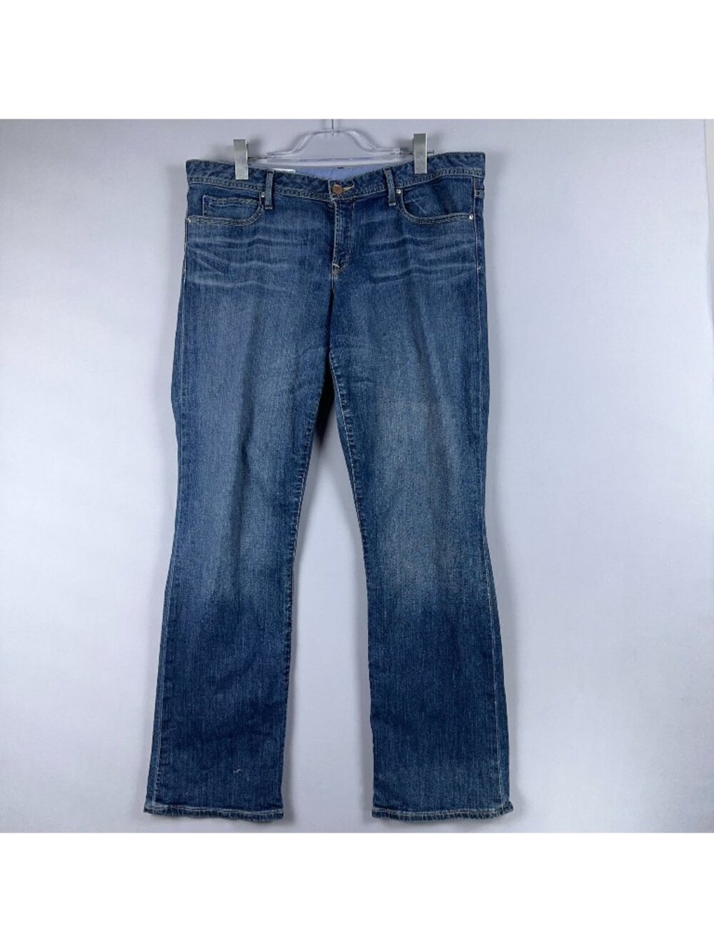 Gap 1969 Jeans Size 33/16 Medium Real Straight Mid Rise Blue Medium Wash